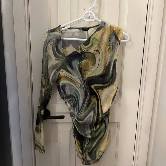 ZARA ONE SLEEVED TUILE TOP - Picture 4 of 5